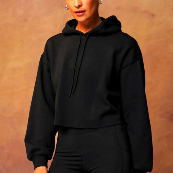 FABLETICS CROPPED SIZE SMALL HOODIE. ☆☆3 FOR $30☆☆ - Picture 1 of 8